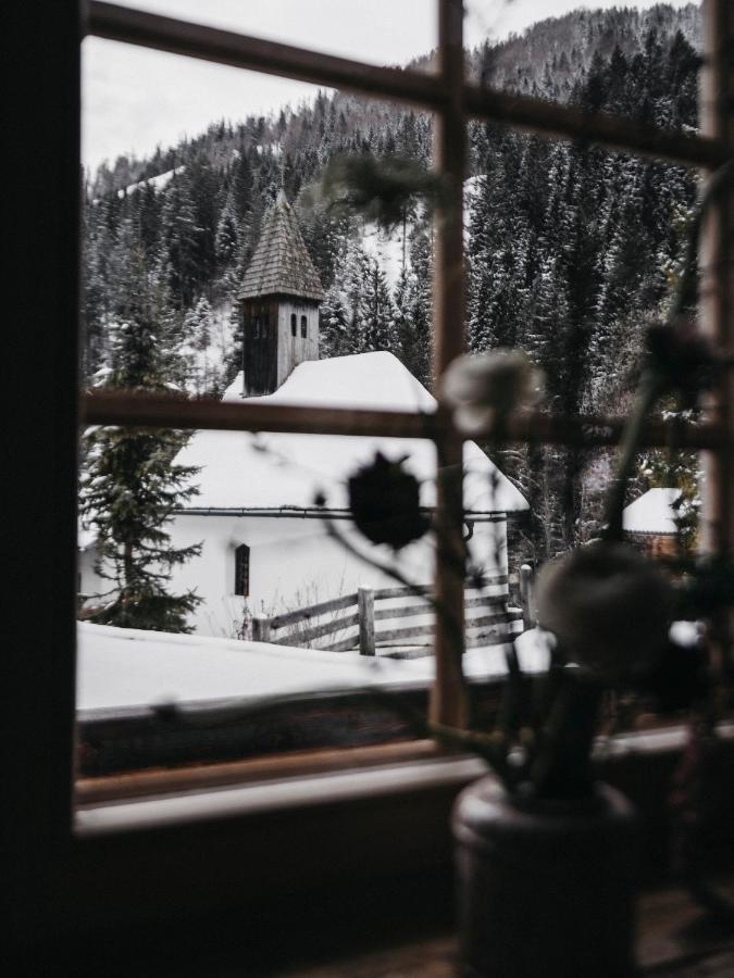 Almwellness-Resort Tuffbad Sankt Lorenzen im Lesachtal エクステリア 写真